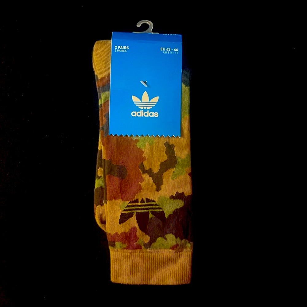 Adidas 2-pack men’s socks. Camo and black and white. US 9-11 T Crew
